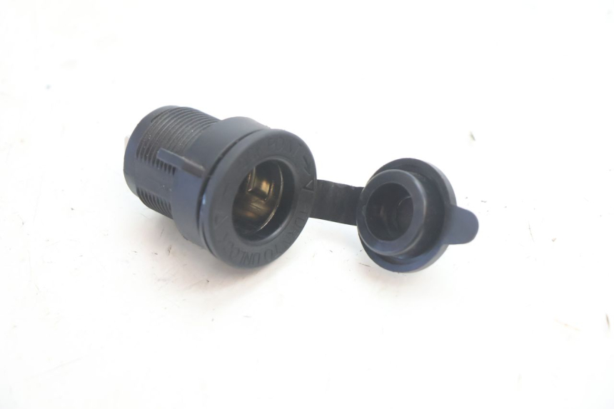 photo de CIGAR LIGHTER SOCKET CAN-AM SPYDER RS 1000 (2008 - 2012) - Component detail