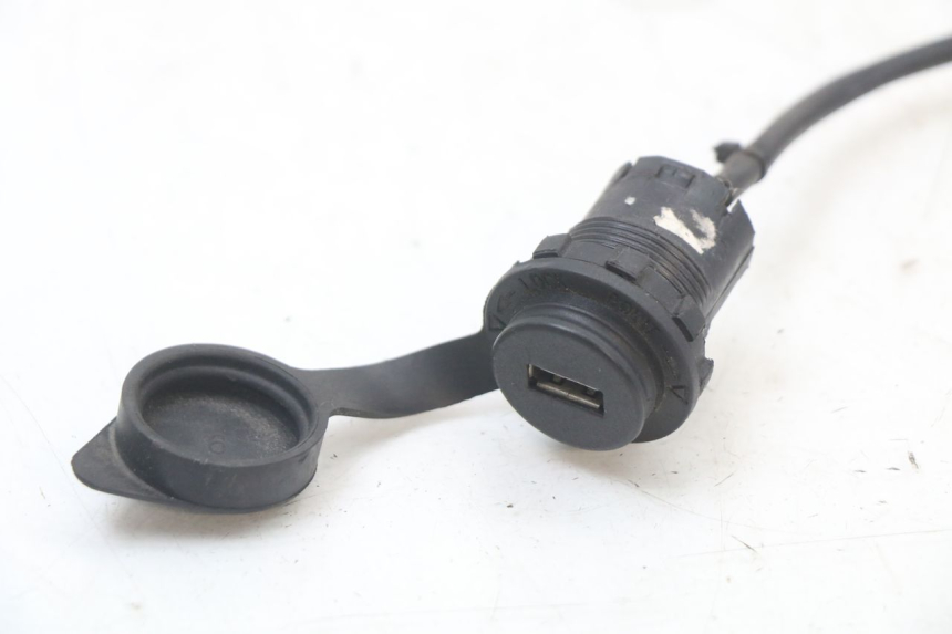photo de CIGARETTE LIGHTER SOCKET SYM ORBIT III 3 4T 50 (2018 - 2021) - Component detail