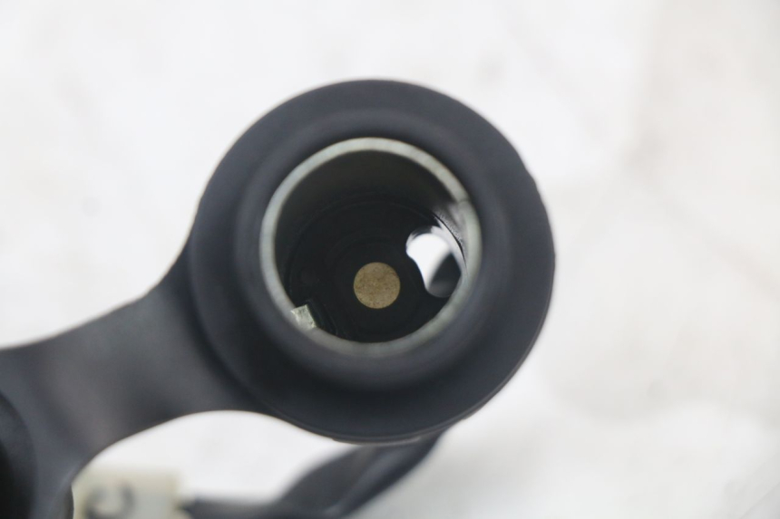 photo de CIGARETTE LIGHTER SOCKET YAMAHA XMAX X-MAX ABS 125 (2017 - 2020) - Fixing points details