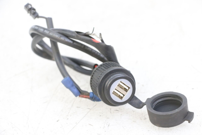 photo de CIGAR LIGHTER SOCKET PIAGGIO XEVO - X EVO 125 (2007 - 2017) - Main view