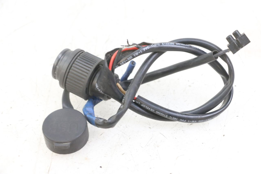 photo de CIGAR LIGHTER SOCKET PIAGGIO XEVO - X EVO 125 (2007 - 2017) - Product overview