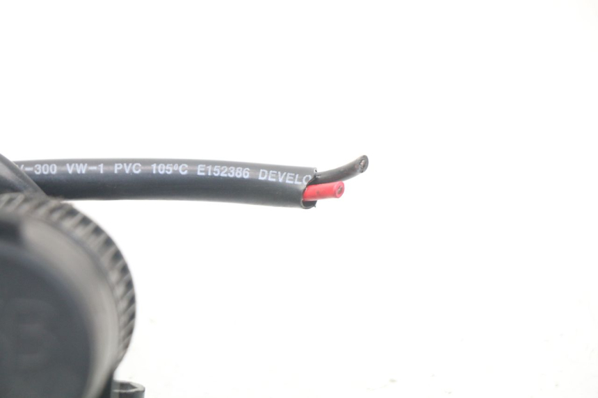 photo de CIGAR LIGHTER SOCKET KAWASAKI Z Z900 900 (2017 - 2019) - Technical close-up