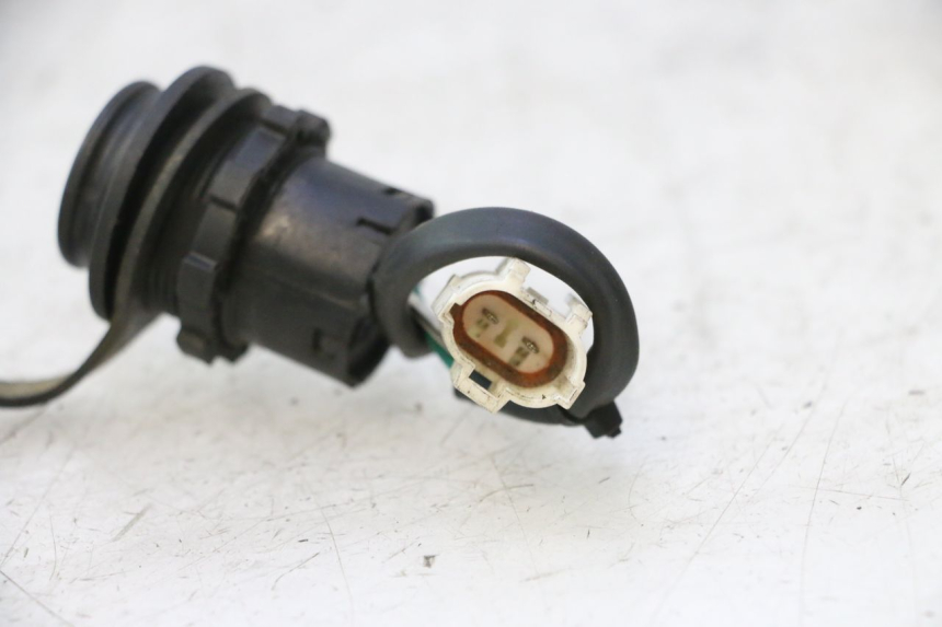 photo de USB SOCKET SYM FIDDLE 3 III 50 (2014 - 2020) - Alternative perspective