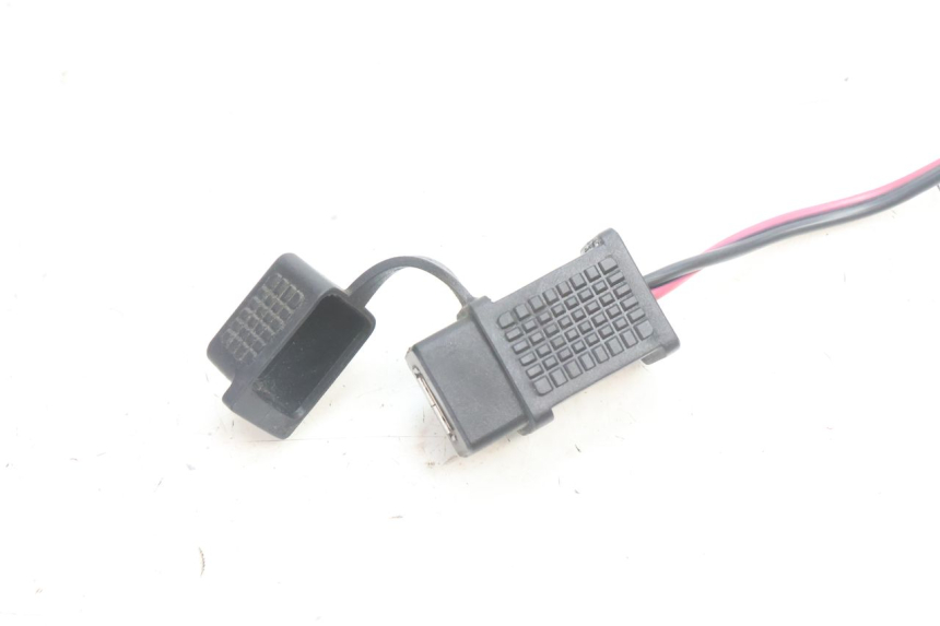 photo de USB SOCKET PIAGGIO MP3 500 (2016 - 2018) - Component detail