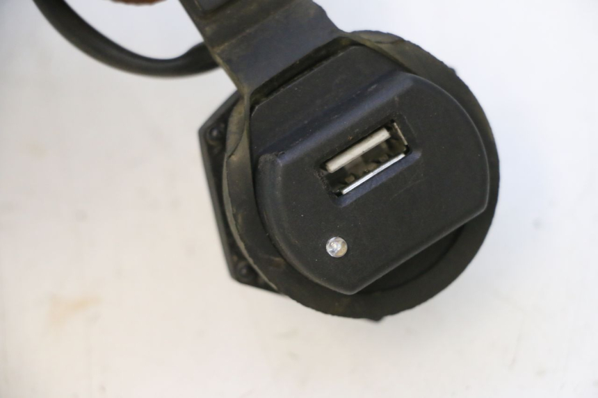 photo de USB SOCKET KYMCO LIKE 4T 50 (2019 - 2025) - Component detail