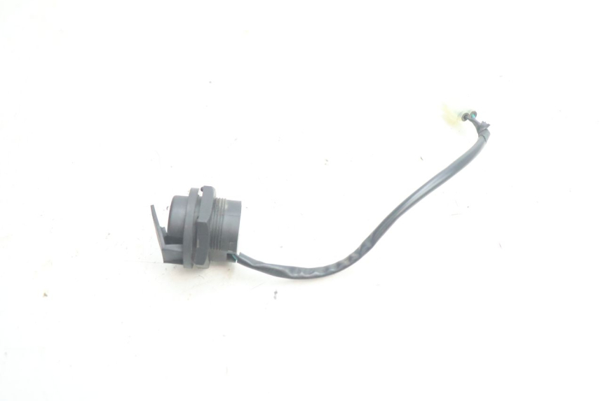 photo de USB SOCKET KYMCO LIKE 4T 50 (2019 - 2025) - Alternative perspective