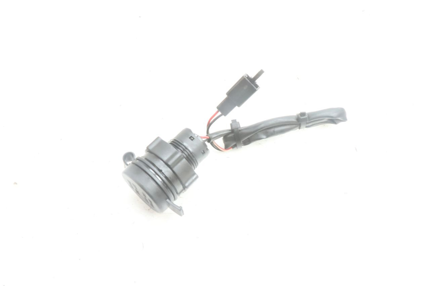 photo de USB SOCKET JM MOTORS OLDIES 4T 50 (2010 - 2020) - Zoom on usage condition