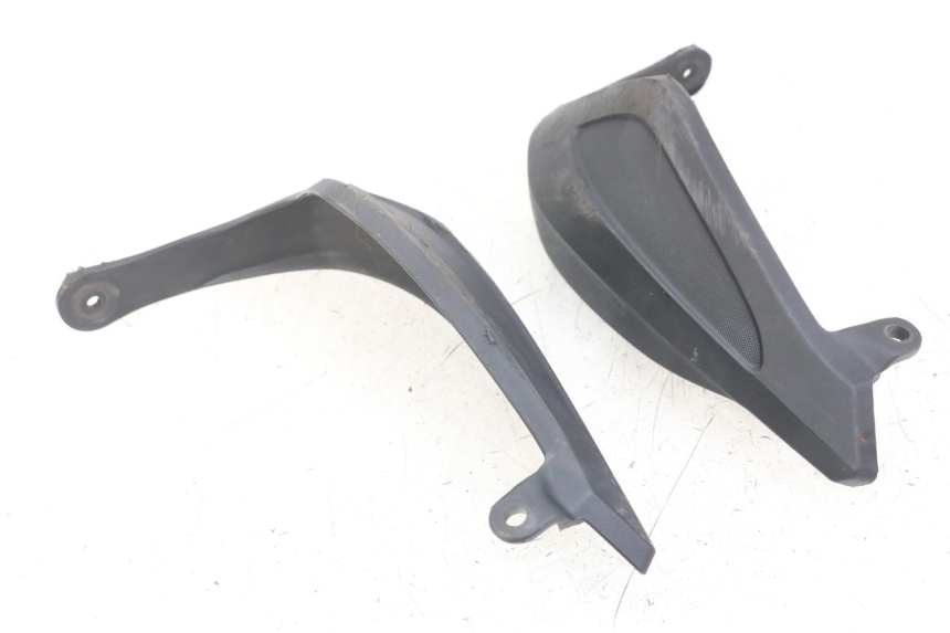 photo de HAND GUARDS SYM CROX 4T 50 (2016 - 2023) - Technical close-up