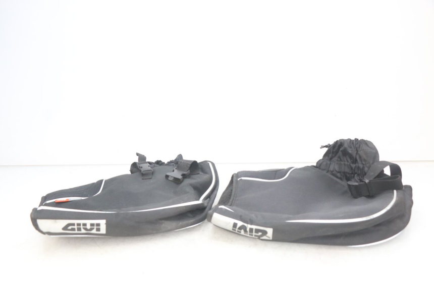 photo de HAND GUARDS YAMAHA D'ELIGHT DELIGHT 115 (2013 - 2017) - Component detail