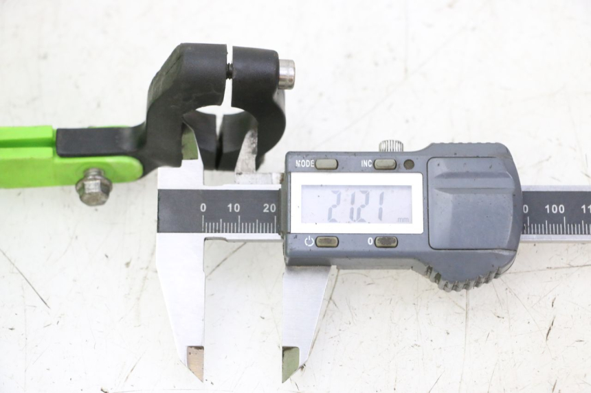 photo de HANDGUARDS KAWASAKI KX 65 (2000 - 2019) - Zoom on usage condition