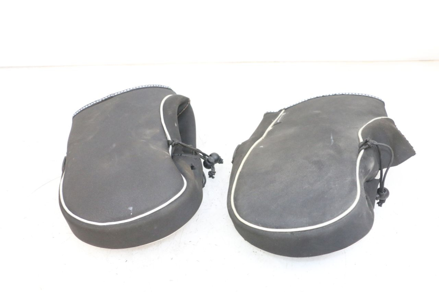 photo de HANDGUARDS PIAGGIO MP3 500 (2016 - 2018) - Component detail