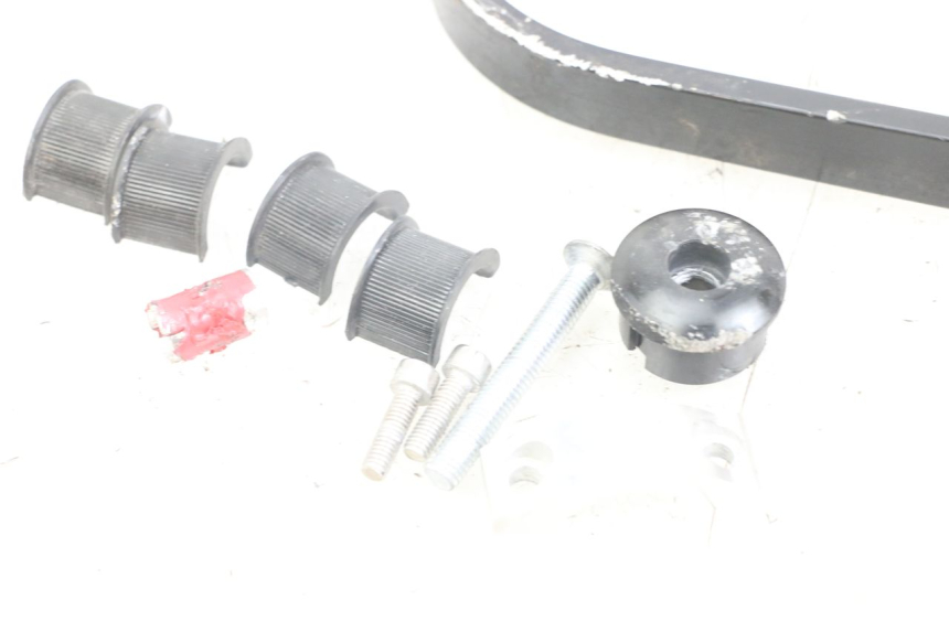 photo de HAND GUARDS YAMAHA XT X 660 (2004 - 2016) - High-resolution close-up