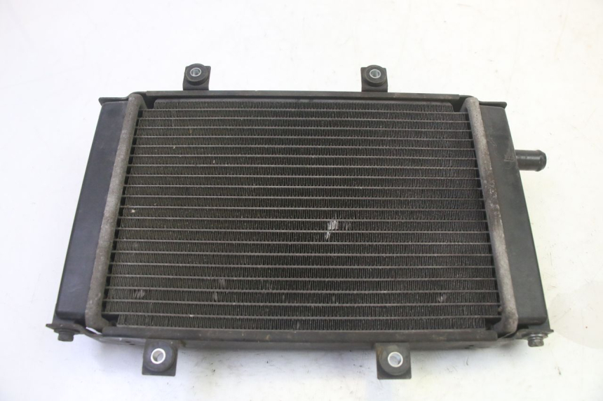 photo de COOLANT RADIATOR QUADRO 4 4D 350 (2015 - 2018) - Fixing points details