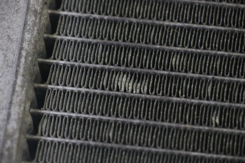 photo de RADIATOR SUZUKI BURGMAN 125 (2007 - 2014) - Fixing points details