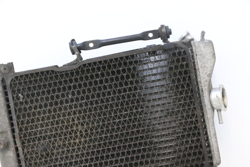 photo de COOLANT RADIATOR SUZUKI BURGMAN EXECUTIVE ABS 650 (2006 - 2012) - Technical close-up