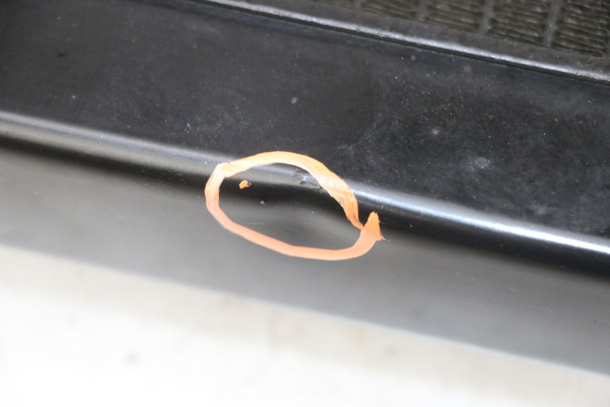 photo de COOLANT RADIATOR HONDA CBF 500 (2004 - 2007) - Fixing points details