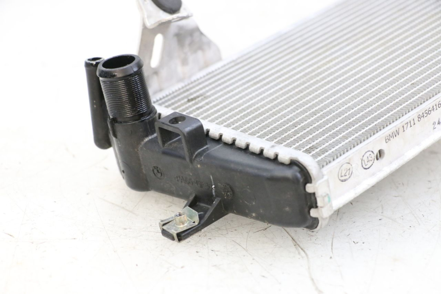 photo de RIGHT COOLANT RADIATOR BMW R GS 1250 (2021 - 2024) - Alternative perspective