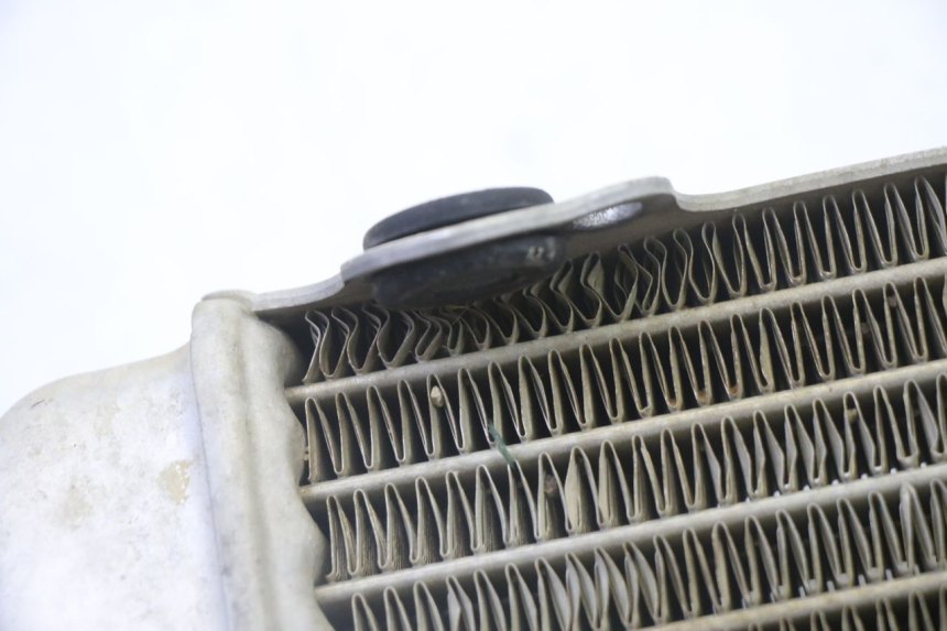 photo de RIGHT COOLANT RADIATOR KTM SX 85 (2013 - 2017) - Surface and material condition