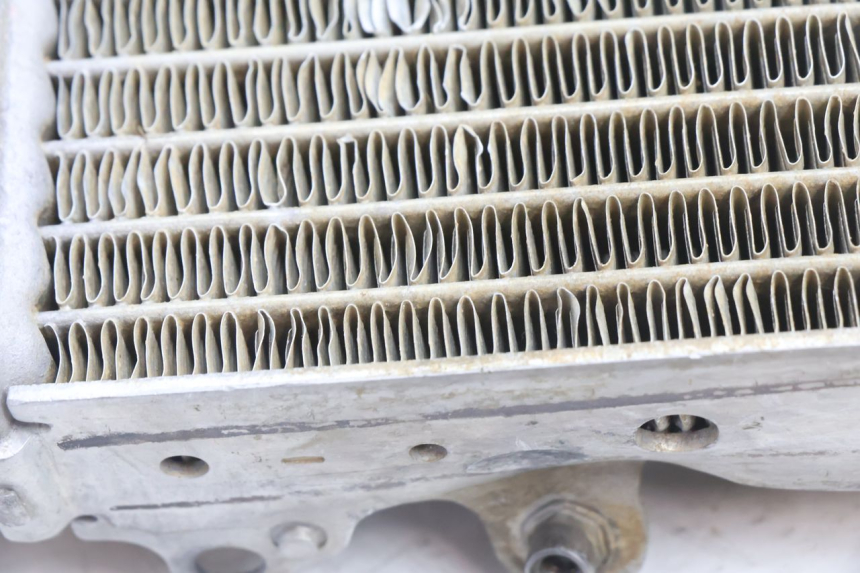 photo de RIGHT COOLANT RADIATOR HUSABERG TE 250 (2011 - 2014) - Alternative perspective