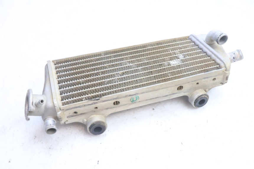 photo de RIGHT COOLANT RADIATOR HUSABERG TE 250 (2011 - 2014) - Fixing points details