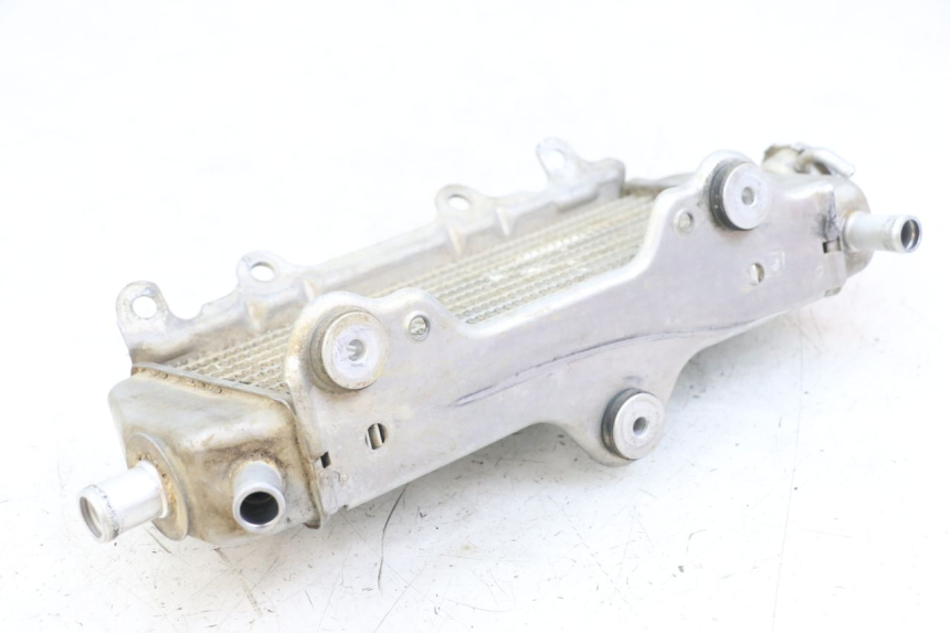 photo de RIGHT RADIATOR YAMAHA YZ 125 (2017 - 2021) - Alternative perspective