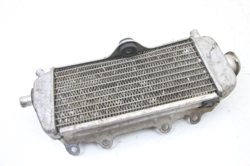 photo de RIGHT COOLANT RADIATOR YAMAHA YZ 125 (2006 - 2016) - Alternative perspective