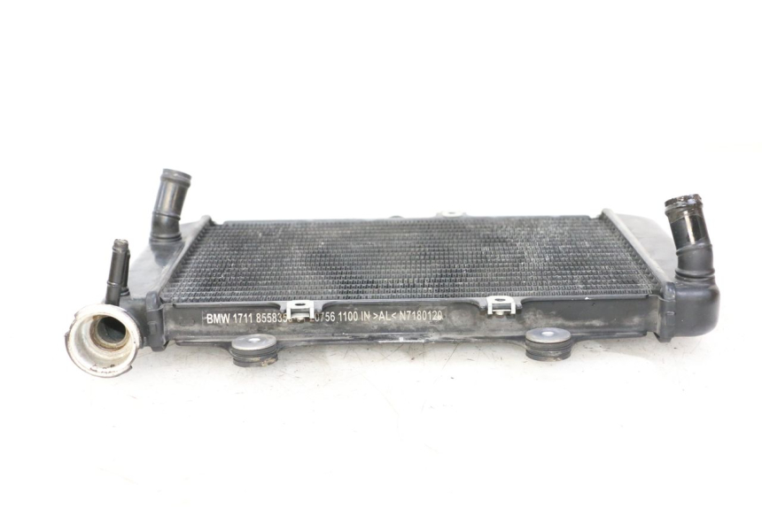 photo de COOLANT RADIATOR BMW G310 R 310 (2016 - 2020) - Technical close-up