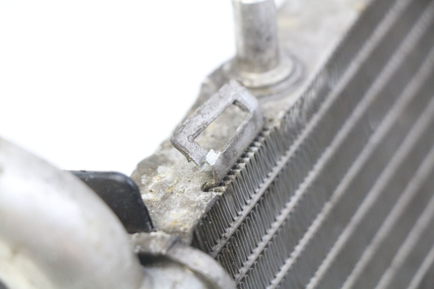 photo de LEFT RADIATOR HONDA VFR FI RC46 800 (1998 - 2001) - Checked used part