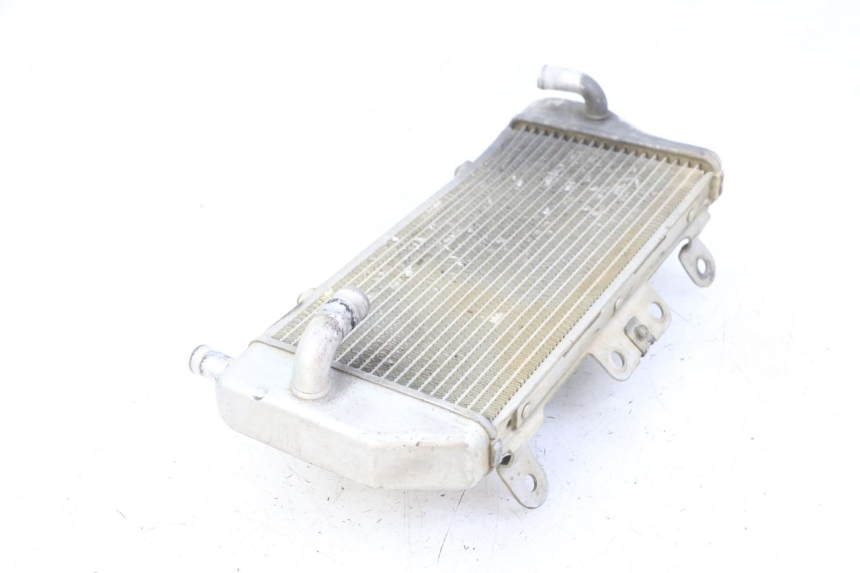 photo de LEFT COOLANT RADIATOR YAMAHA YZ-F YZF 250 (2007 - 2013) - Alternative perspective