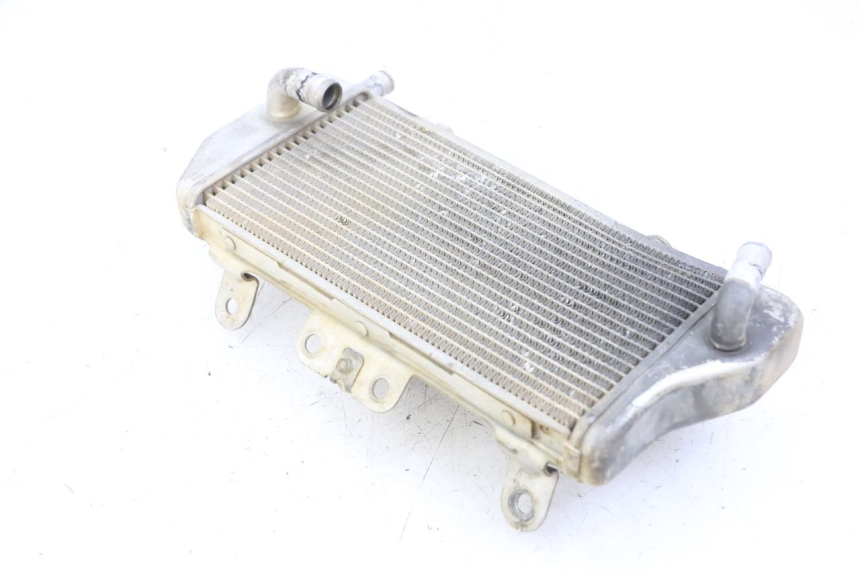 photo de LEFT COOLANT RADIATOR YAMAHA YZ-F YZF 250 (2007 - 2013) - Technical close-up