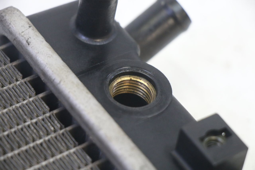 photo de COOLANT RADIATOR KYMCO GRAND DINK 125 (2002 - 2007) - Surface and material condition