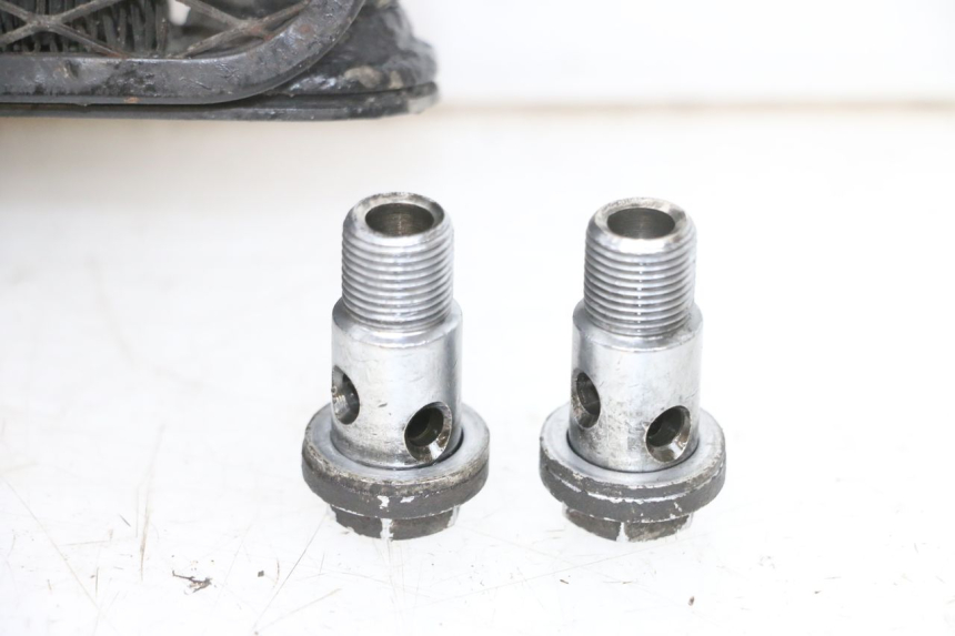 photo de OIL RADIATOR SUZUKI DL V STROM 1000 (2002 - 2007) - Component detail