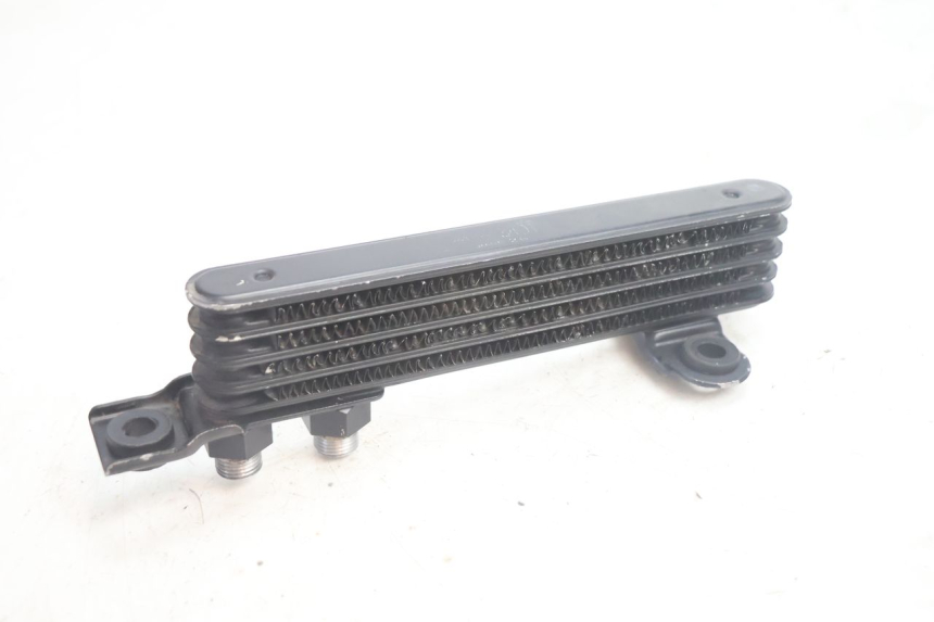 photo de OIL RADIATOR SUZUKI DR S 600 (1985 - 1989) - Fixing points details