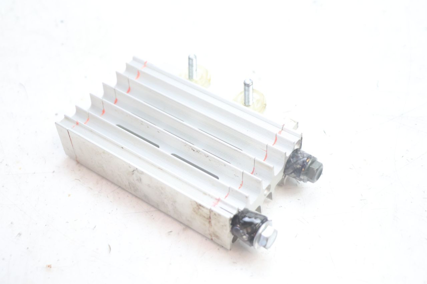 photo de OIL RADIATOR MINI MX DRIFT 150 - Alternative perspective