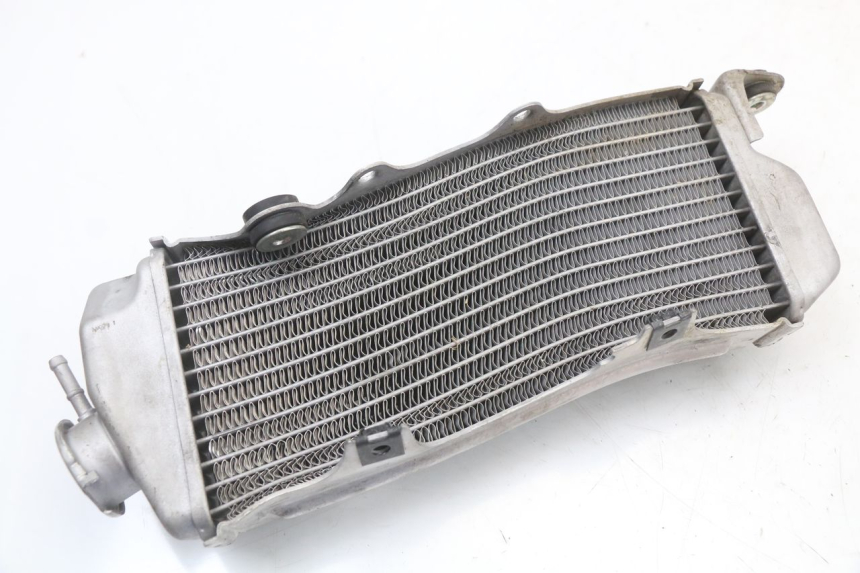 photo de RADIATOR KAWASAKI KX L 85 (2022 - 2024) - Technical close-up