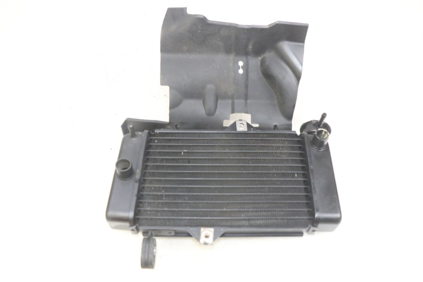 photo de RADIATOR YAMAHA MT ABS 125 (2014 - 2018) - Fixing points details