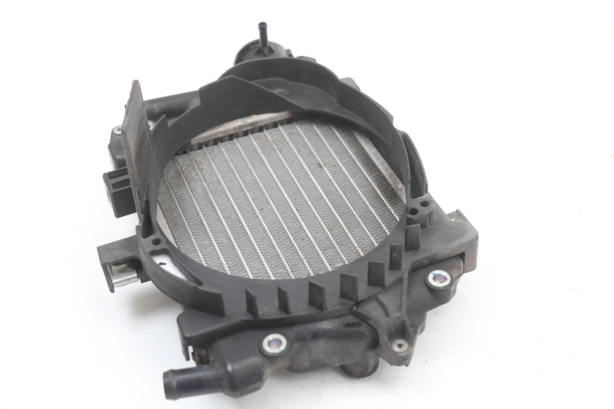 photo de RADIATOR HONDA PCX (JF28) 125 (2009 - 2011) - Product overview