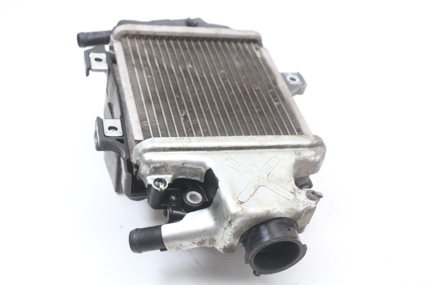 photo de RADIATOR HONDA PCX (JF47) 125 (2012 - 2013) - Alternative perspective