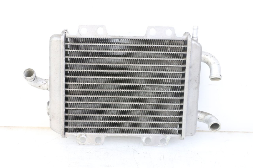 photo de COOLANT RADIATOR PEUGEOT ELYSTAR 125 (2002 - 2007) - Fixing points details