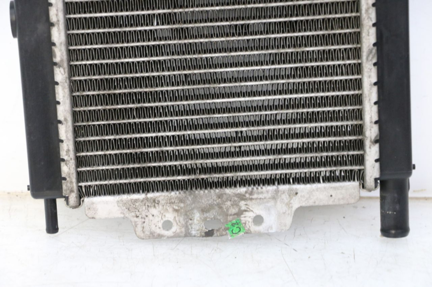 photo de COOLANT RADIATOR PEUGEOT SATELIS 125 (2013 - 2018) - Surface and material condition