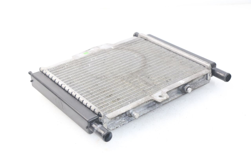 photo de COOLANT RADIATOR PEUGEOT SATELIS 300 (2012 - 2015) - Alternative perspective