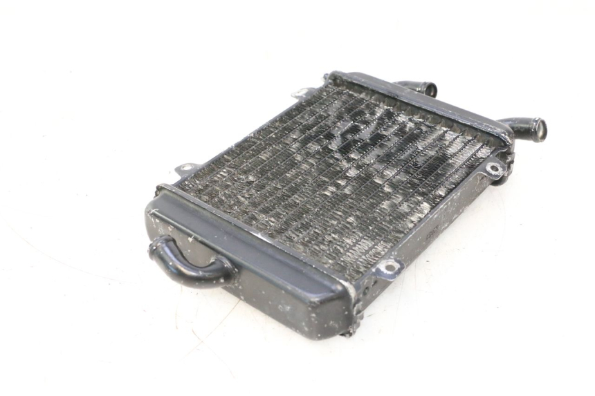 photo de RADIATOR PEUGEOT SPEEDFIGHT LC 50 (1996 - 2002) - Fixing points details