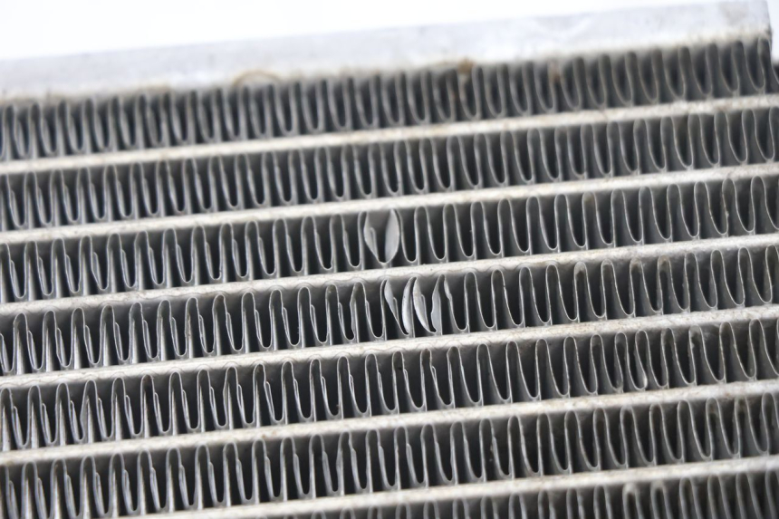 photo de COOLANT RADIATOR CAN-AM SPYDER RS 1000 (2008 - 2012) - Alternative perspective