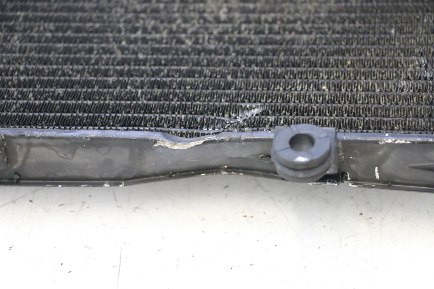 photo de COOLANT RADIATOR HONDA ST PAN EUROPEAN 1100 (1990 - 2002) - Alternative perspective