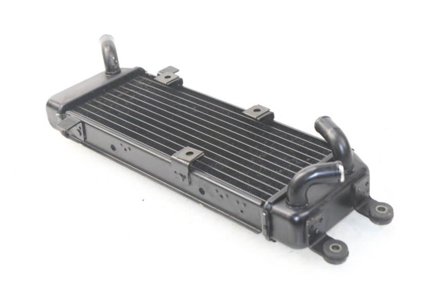 photo de COOLANT RADIATOR SUZUKI UC EPICURO 125 (1999 - 2003) - Alternative perspective