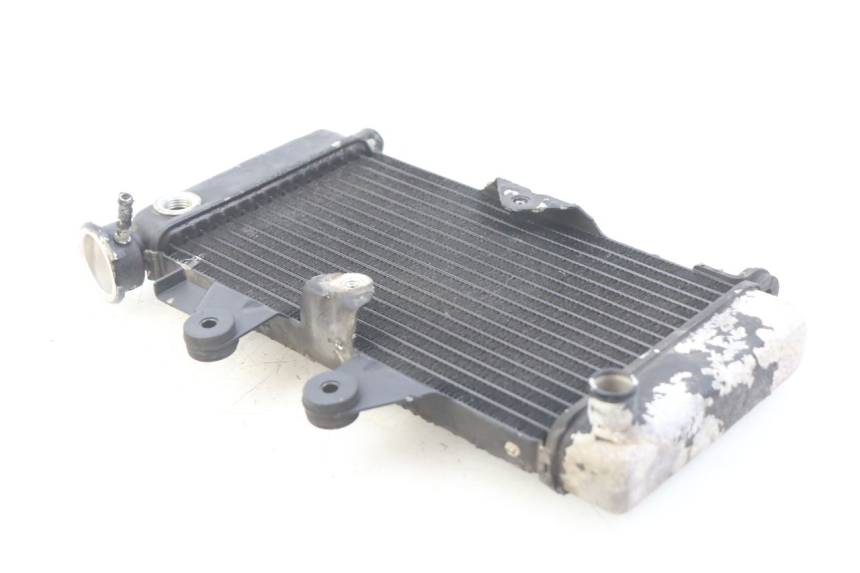 photo de RADIATOR HONDA VT C SHADOW 125 (1999 - 2007) - Fixing points details