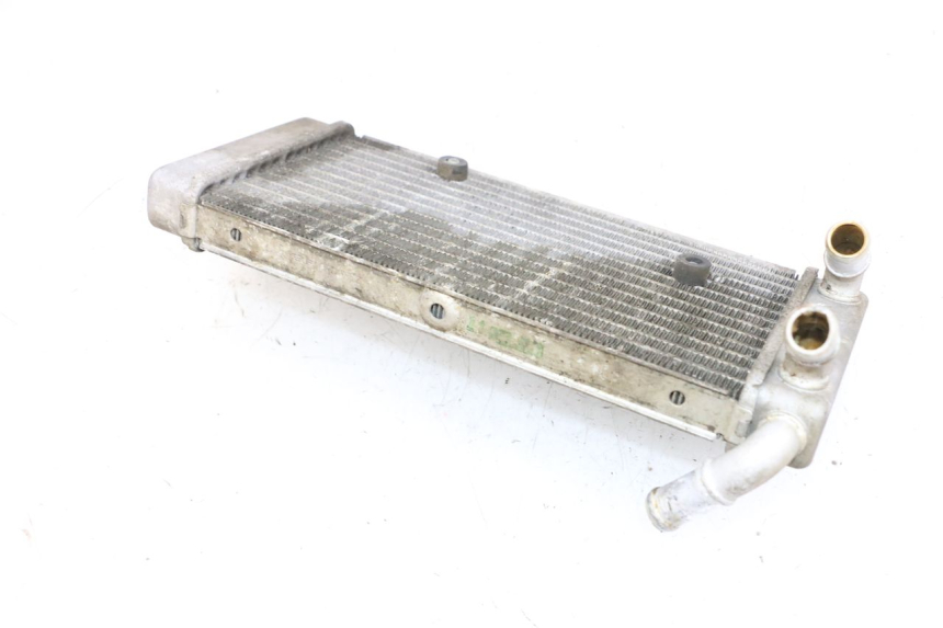 photo de RADIATOR YAMAHA X-MAX XMAX 125 (2010 - 2013) - Fixing points details