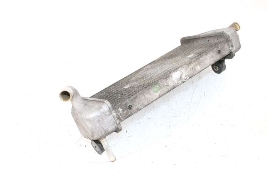 photo de RADIATOR YAMAHA XMAX X-MAX 125 (2006 - 2009) - Fixing points details