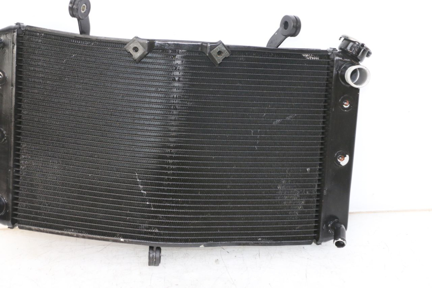photo de COOLANT RADIATOR YAMAHA FZ1 FAZER 1000 (2007 - 2009) - Distinctive features