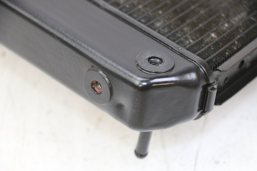 photo de COOLANT RADIATOR YAMAHA FZ1 FAZER 1000 (2007 - 2009) - Technical close-up